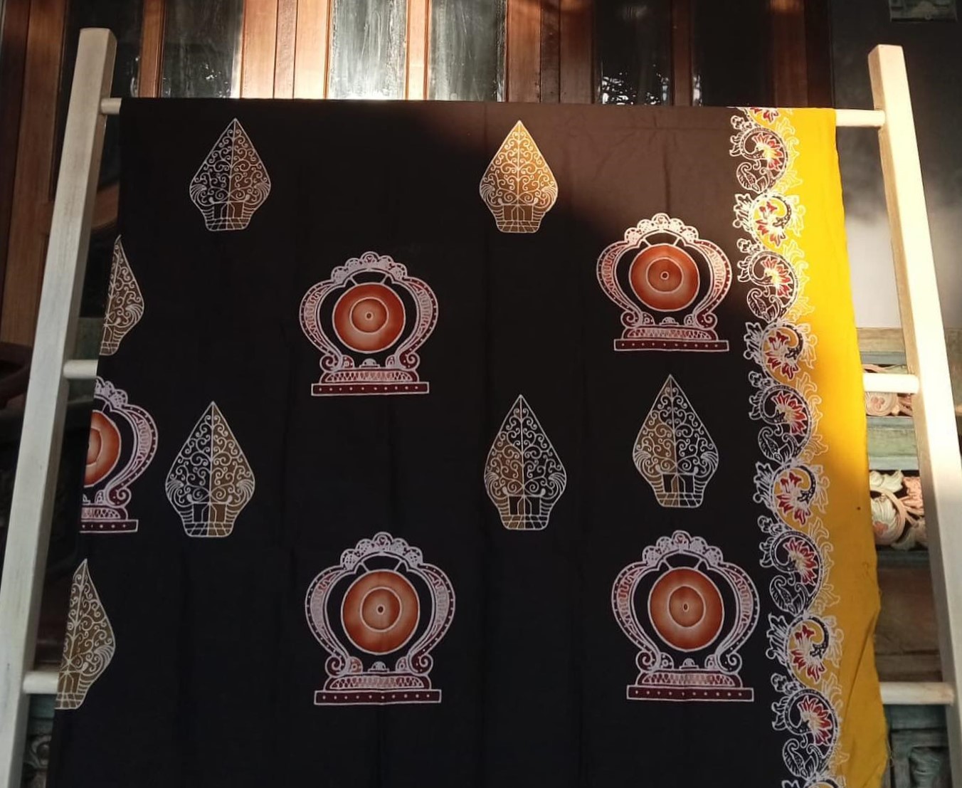 Edukasi Batik Gong Semat